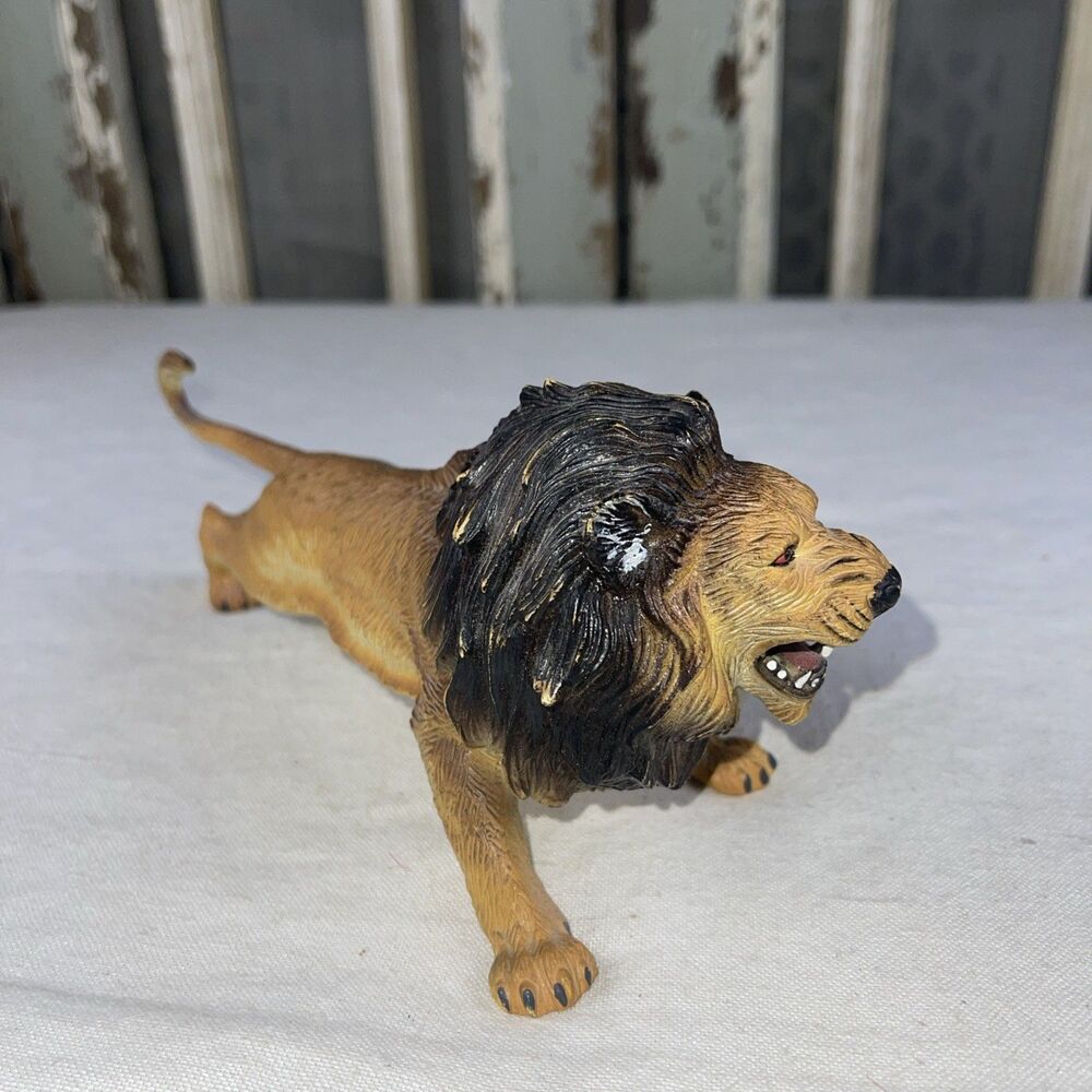 Vintage 9" AAA Male Lion Toy Figure Heavy PVC Rubber Snarling Red Eyes - Picture 3 of 9